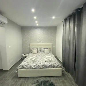 Appartamento Nicolai 165, Bari